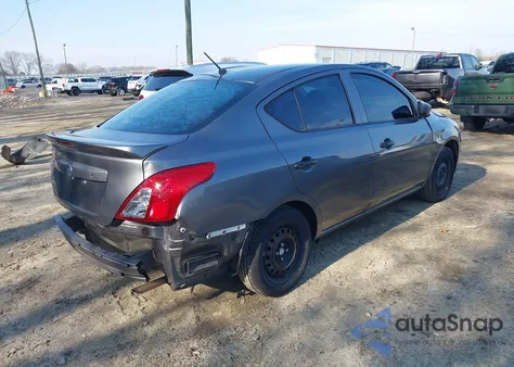 2017 Nissan Versa 1.6 S+ z USA, uszkodzony, nr VIN 3N1CN7AP1HL893624
